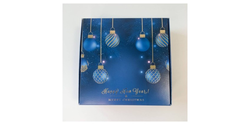 Коробки на свята — святкове пакування для подарунків і солодощів