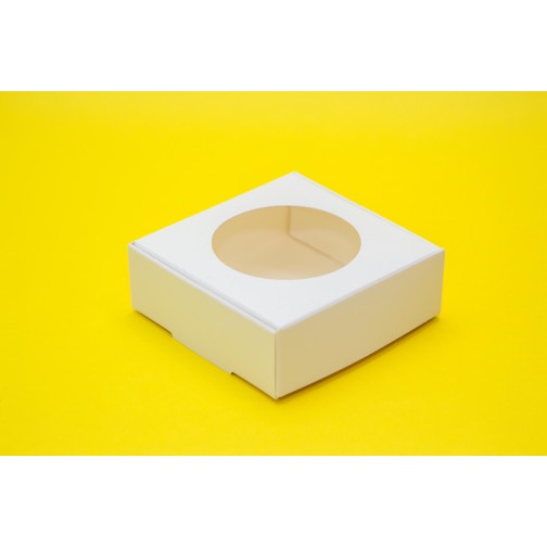 Картонна упаковка на 4 макаронси з віконцем, 100*100*35